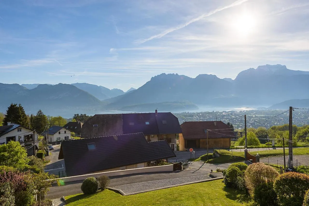 ST JORIOZ vue lac 180 Spacieuse maison privative sur grand jardin clos by LocationlacAnnecy, LLA Selections Saint-Jorioz 0*,  France